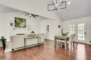 115 Ansley Ct, Roswell, GA 30076 - Photo 18