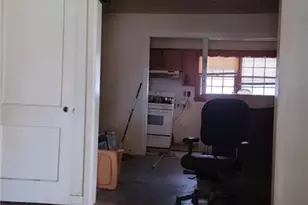 1070 Camilla St SW, Atlanta, GA 30314 - Photo 14