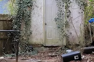 1070 Camilla St SW, Atlanta, GA 30314 - Photo 6