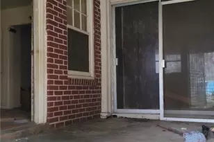 1070 Camilla St SW, Atlanta, GA 30314 - Photo 8