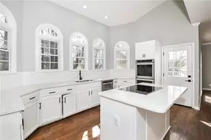 730 Redlion Run, Johns Creek, GA 30022 - Photo 8