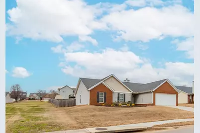 320 River Mist Circle, Jefferson, GA 30549 - Photo 4