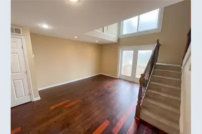 27 Chaumont Square NW, Atlanta, GA 30327 - Photo 4