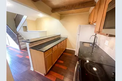 27 Chaumont Square NW, Atlanta, GA 30327 - Photo 8