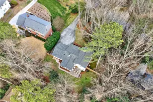 7290 Hunters Branch Dr, Sandy Springs, GA 30328 - Photo 58