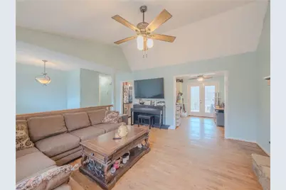 4381 Stoney Creek Court, Loganville, GA 30052 - Photo 6