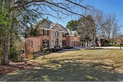 4311 Highborne Drive NE, Marietta, GA 30066 - Photo 4