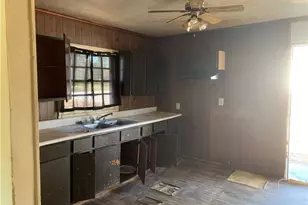 1762 Hadlock St SW, Atlanta, GA 30311 - Photo 8