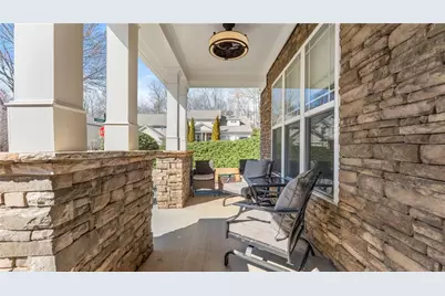 501 Lost Creek Drive, Woodstock, GA 30188 - Photo 4