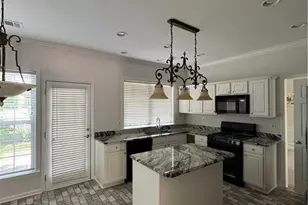 15 Hawnley Trace, Suwanee, GA 30024 - Photo 2