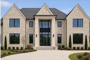 2045 Fontainbleau Dr, Conyers, GA 30094 - Photo 4