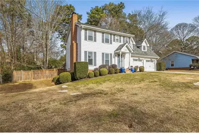 1833 Easter Cody Court, Grayson, GA 30017 - Photo 2