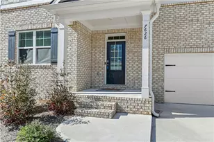 7626 Jennadee Dr, Fairburn, GA 30213 - Photo 2