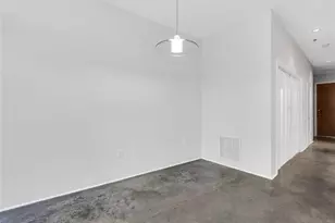 560 Dutch Valley Rd NE, Atlanta, GA 30324 - Photo 14