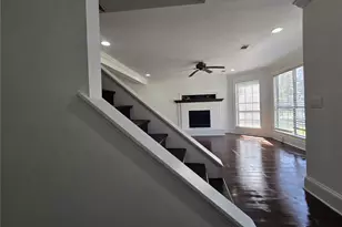 4931 Sugar Creek Dr, Sugar Hill, GA 30518 - Photo 4