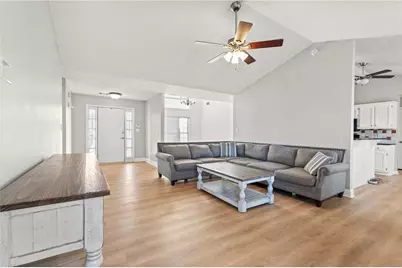 5675 Bridle Glen Dr., Sugar Hill, GA 30518 - Photo 4