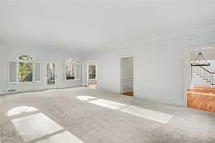 6203 Crestview Dr SE, Covington, GA 30014 - Photo 10