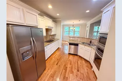 212 Westwind Drive, Newnan, GA 30263 - Photo 2