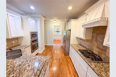 212 Westwind Drive, Newnan, GA 30263 - Photo 8