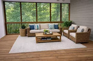 12787 Doe Dr, Alpharetta, GA 30004 - Photo 4