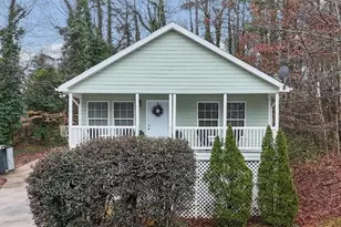 3300 Creek Hollow Dr, Marietta, GA 30062 - Photo 2