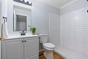 3300 Creek Hollow Dr, Marietta, GA 30062 - Photo 22