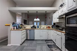 6852 Yorkdale Ct, Lithonia, GA 30058 - Photo 12