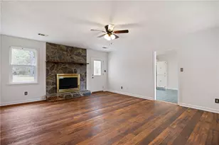 4634 Sammy Dr, Powder Springs, GA 30127 - Photo 6