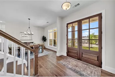 401 Oakleigh Avenue, Woodstock, GA 30188 - Photo 2