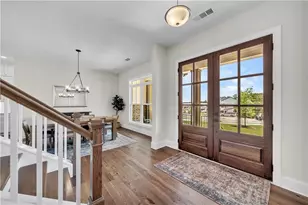 401 Oakleigh Ave, Woodstock, GA 30188 - Photo 2