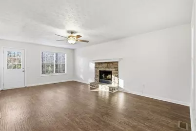 154 Azalea Drive, Winder, GA 30680 - Photo 8