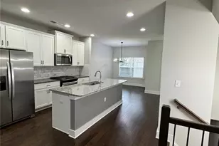 3805 Oxford Cir, Doraville, GA 30340 - Photo 8