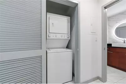 3324 Peachtree Road NE #2008, Atlanta, GA 30326 - Photo 14