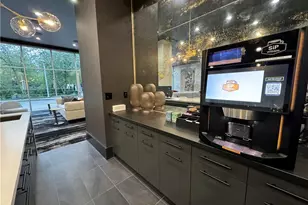 3324 Peachtree Rd NE, Atlanta, GA 30326 - Photo 32