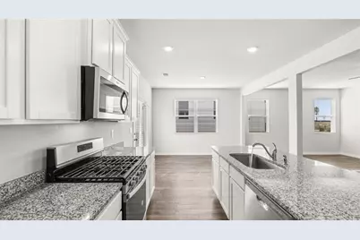 177 Lauritsen Way, Newnan, GA 30265 - Photo 8