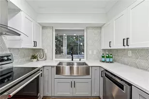 106 La Rue Pl NW, Atlanta, GA 30327 - Photo 2