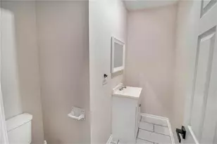 96 Pointe View Ct, Jackson, GA 30233 - Photo 20