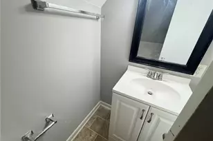 2079 Ben Hill Rd, Atlanta, GA 30344 - Photo 16