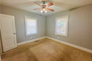 2079 Ben Hill Rd, Atlanta, GA 30344 - Photo 10