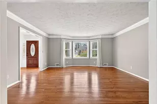 1663 Huntingford Dr, Marietta, GA 30068 - Photo 4