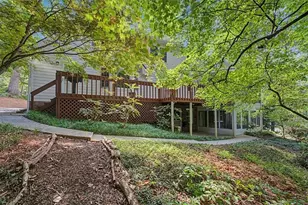 1663 Huntingford Dr, Marietta, GA 30068 - Photo 62