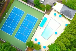 1663 Huntingford Dr, Marietta, GA 30068 - Photo 46