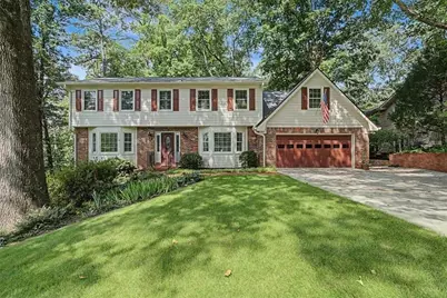 1663 Huntingford Drive, Marietta, GA 30068 - Photo 2