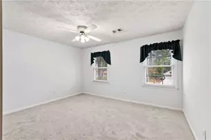 1663 Huntingford Dr, Marietta, GA 30068 - Photo 34