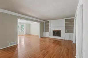 1663 Huntingford Dr, Marietta, GA 30068 - Photo 10