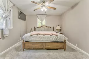 111 Sylvan Dr, Calhoun, GA 30701 - Photo 14