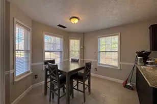 3720 Scotland Ln, Snellville, GA 30039 - Photo 8