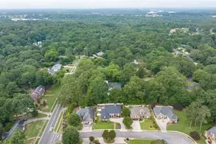 311 Vinings Walk NW, Gainesville, GA 30501 - Photo 8