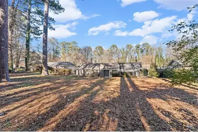 395 Ben Avenue SW, Lilburn, GA 30047 - Photo 42