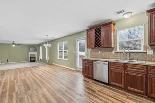 4778 Chafin Point Ct, Snellville, GA 30039 - Photo 16